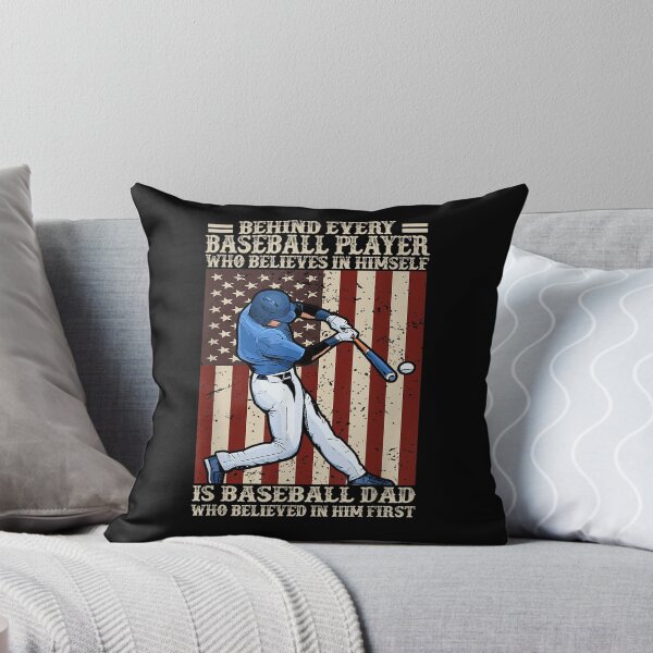 Artikelvorschau, Hinter jedem Baseballspieler steht ein Baseball-Vater – Vintage-US-Flagge entworfen und verkauft von WhimsyWeird.