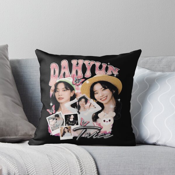 Aperçu de l'œuvre Style K-Pop rétro pailleté de DAHYUN TWICE créée et vendue par SeanThoma82727.