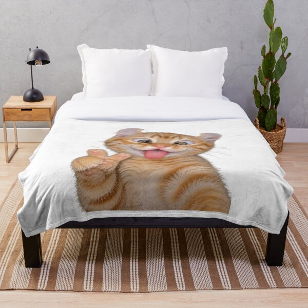 Item preview, Divertido selfie de gato naranja torpe haciendo el signo de la paz | Lindo meme de gatito gracioso designed and sold by Kruti Collection.