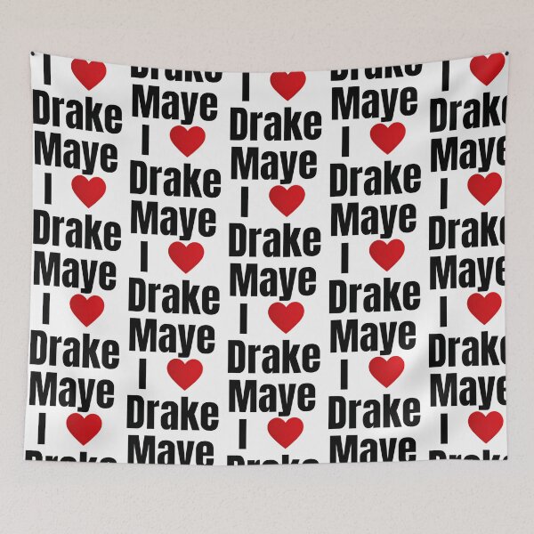 Artikelvorschau, Ich liebe Drake Maye T-Shirt – Fan-Unterstützungs-T-Shirt mit Herzdesign entworfen und verkauft von brynleeriggs.