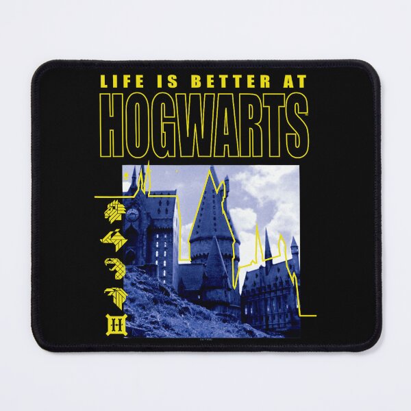 Artikelvorschau, Das Leben ist besser in Hogwarts – Design entworfen und verkauft von MarisaOberbrunn.