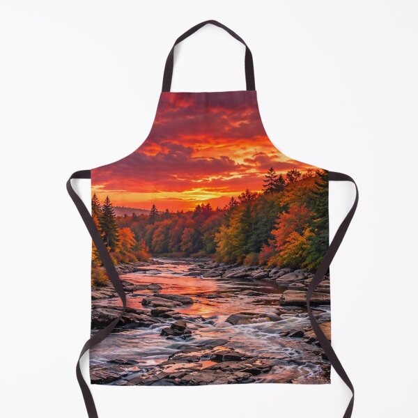 Artikelvorschau, Herbstliches Flusstal bei Sonnenuntergang entworfen und verkauft von Wild Bloom Paws.