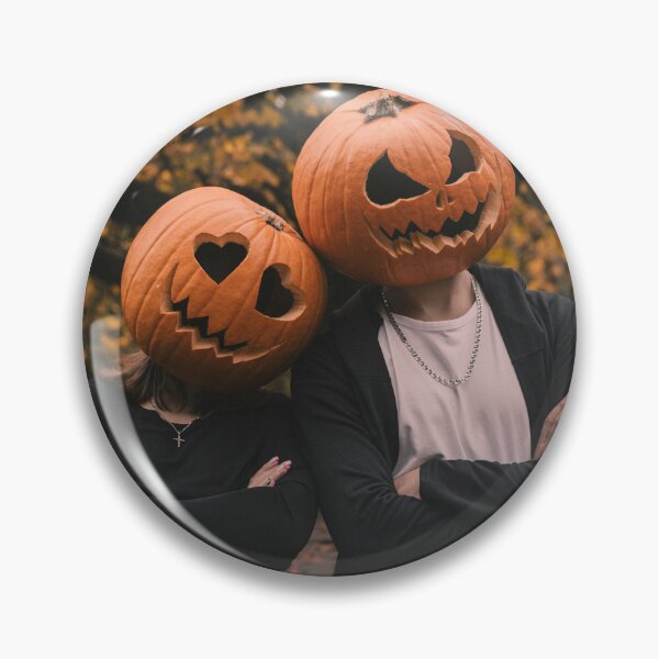 Artikelvorschau, Cute Spooky Halloween Couple Pumpkin Head Couple Matching Fall Art entworfen und verkauft von stormk10.