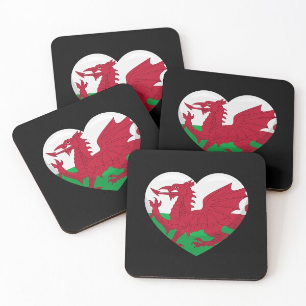 Artikelvorschau, Herz mit der Flagge von Wales / Ich liebe Wales (auf Schwarz) entworfen und verkauft von STUDIO-72.
