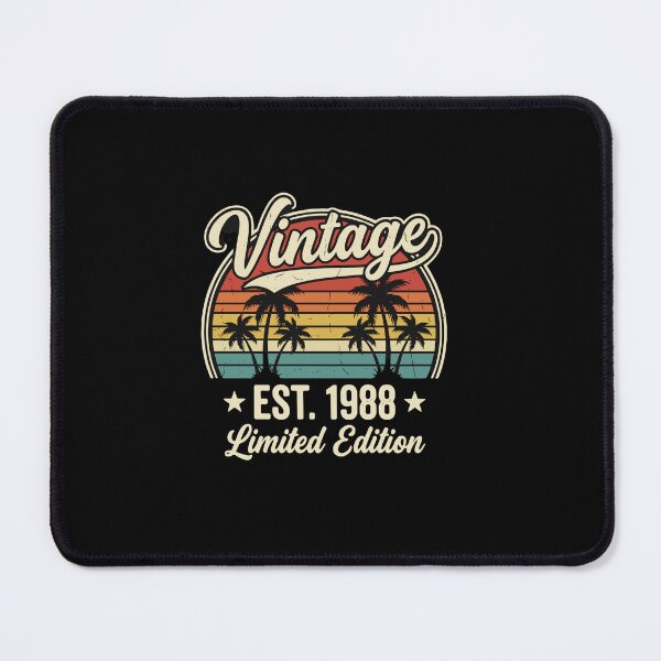 Artikelvorschau, Vintage, gegründet 1988, limitierte Auflage, Geburtstagsgeschenk, geboren 1988, Herren/Damen entworfen und verkauft von PopStars1993.