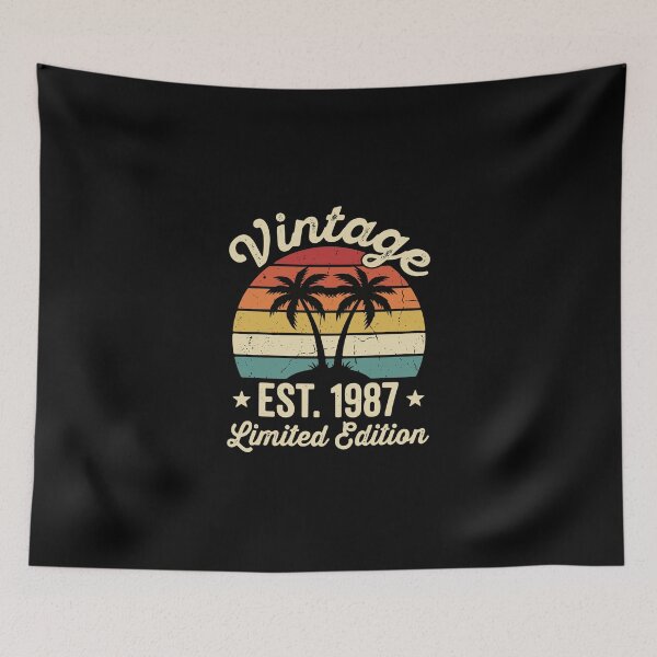 Aperçu de l'œuvre Édition limitée Vintage Est. 1987 37e anniversaire Née en 1987 créée et vendue par PopStars1993.