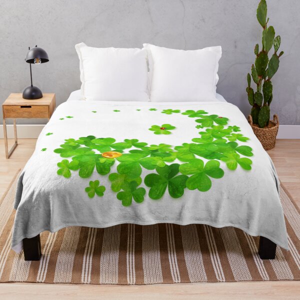 Item preview, Yin and Yang made of clovers designed and sold by Art of Sun.