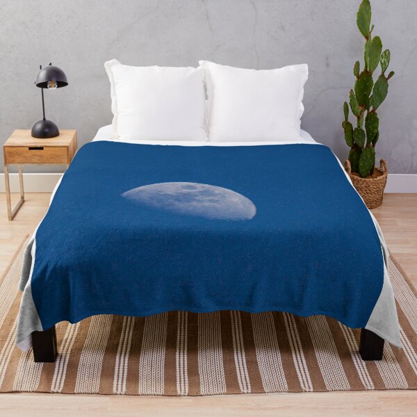 Item preview, Friendly Arena Jovem Sara Nossa Terra Space Travelers designed and sold by MikebaserGray.