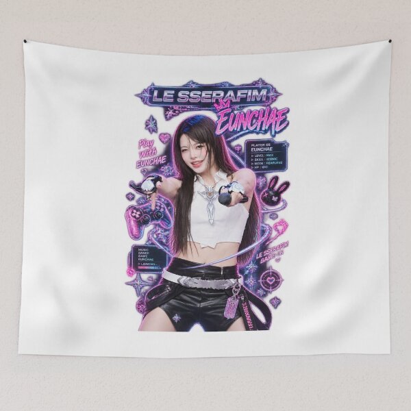 Item preview, Interfaz de usuario de arcade cyberpunk, top corto blanco de Eunchae designed and sold by Valereekmerch.