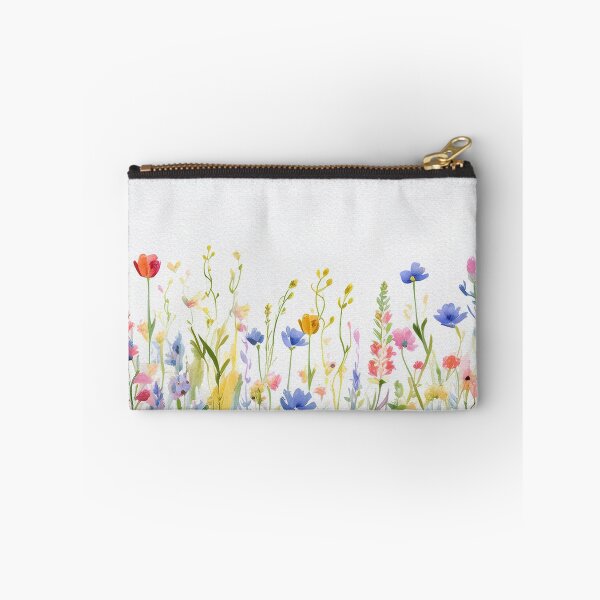 Aperçu de l'œuvre Prairie pastel de fleurs sauvages à l'aquarelle sous un ciel doux #16 créée et vendue par DuckyRubin.