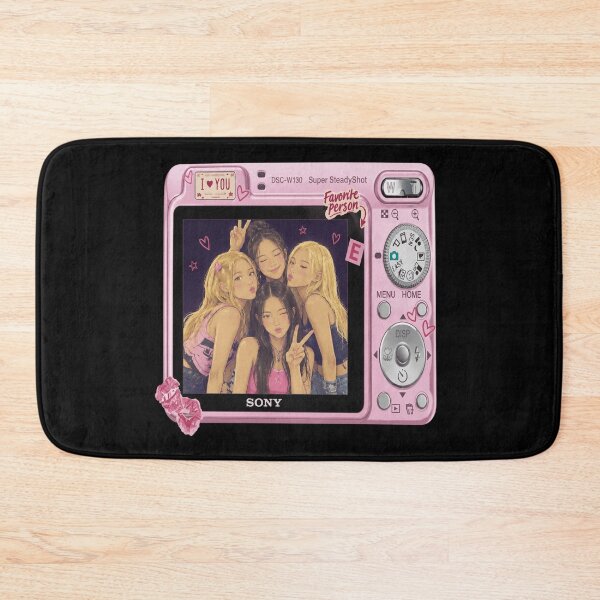 Artikelvorschau, Blackpink Camera Pink entworfen und verkauft von CheyanneBlake.