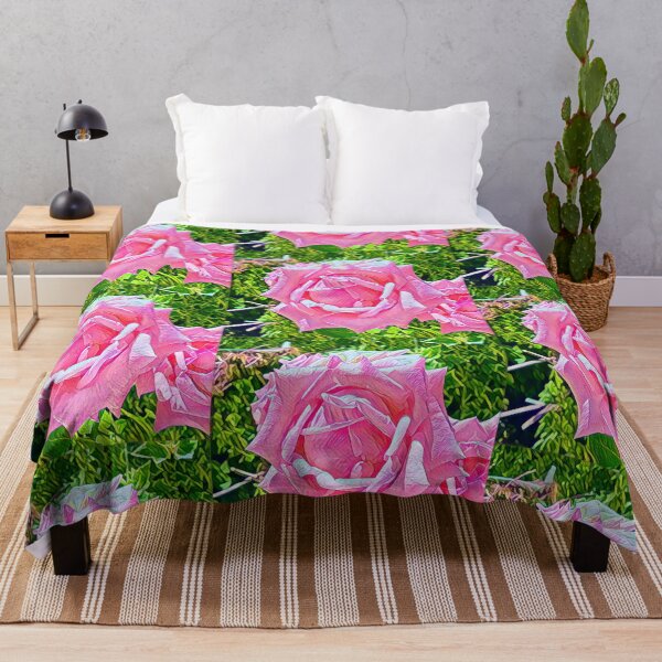 Aperçu de l'œuvre Rose rose en pleine floraison - Art botanique stylisé créée et vendue par BalkanBloomArt.