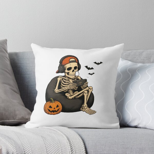 Artikelvorschau, Skelett-Gamer – Entspannende Halloween-Stimmung. entworfen und verkauft von OlyvieArt.