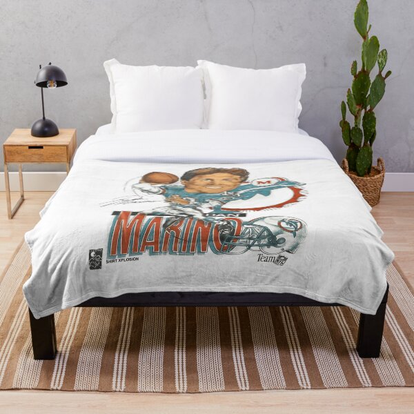Artikelvorschau, Vintage Dan Marino Karikatur 13 Dolphin Miami Football entworfen und verkauft von StickersHub ⭐⭐⭐⭐⭐.