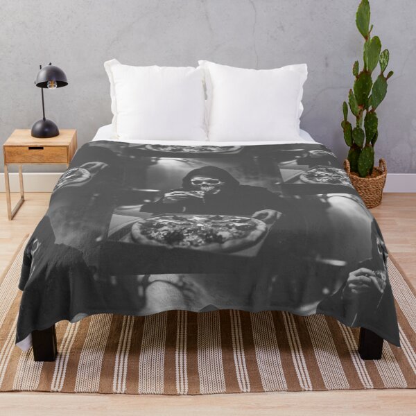Item preview, Skull, Grim Reaper, Death, eating a pizza designed and sold by 4gottenlore.