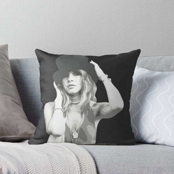 Artikelvorschau, Stevie Nicks inspiriertes Modedesign für schwarz-weiße Hüte entworfen und verkauft von zanahoricida.