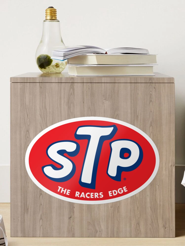 STP The Racer's Edge – Vintage Motorsport Logo