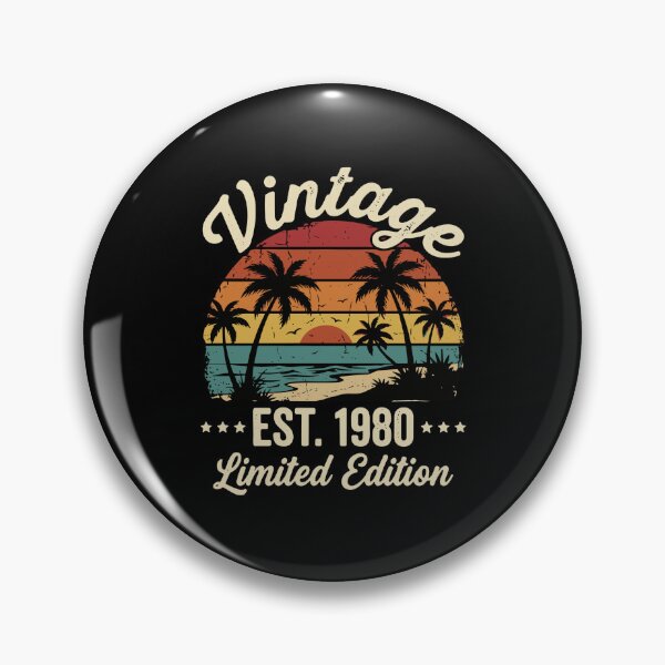 Aperçu de l'œuvre Édition limitée Vintage Est. 1980 Né(e) en 1980 44e anniversaire créée et vendue par PopStars1993.