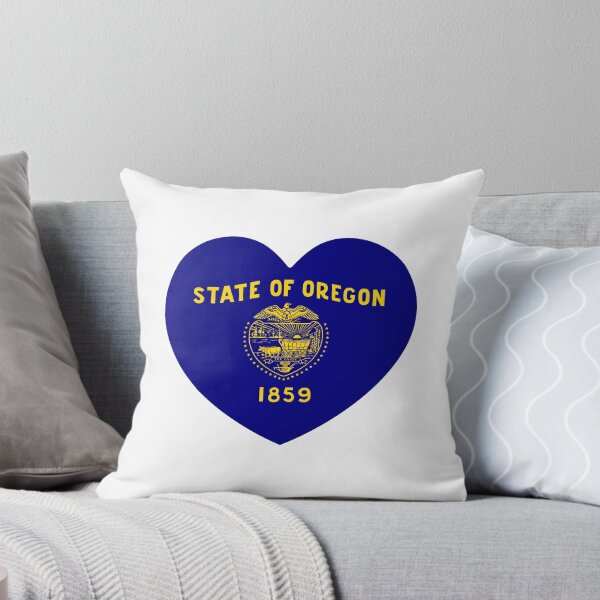 Aperçu de l'œuvre Cadeau de naissance drapeau cœur de l'Oregon, né en Oregon (OR) créée et vendue par shitpostee.