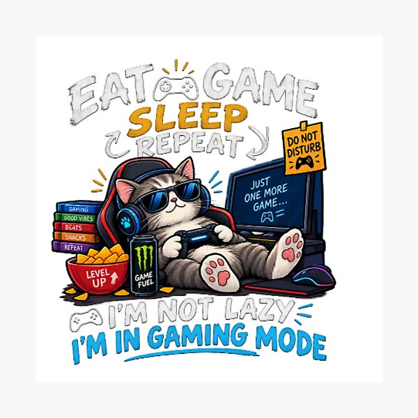 Artikelvorschau, Ich bin nicht faul, ich bin im Gaming-Modus – Lustige Gamer-Katze entworfen und verkauft von Slyguy88.