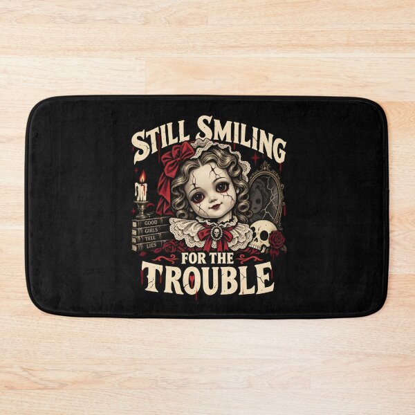 Artikelvorschau, Still Smiling Gothic Doll Horror - Vintage Creepy Porcelain Doll entworfen und verkauft von SidTastic .