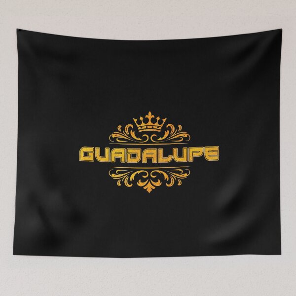 Aperçu de l'œuvre Guadalupe personnalisée avec couronne - Cadeau original et unique pour filles et adolescentes créée et vendue par Oussinc.