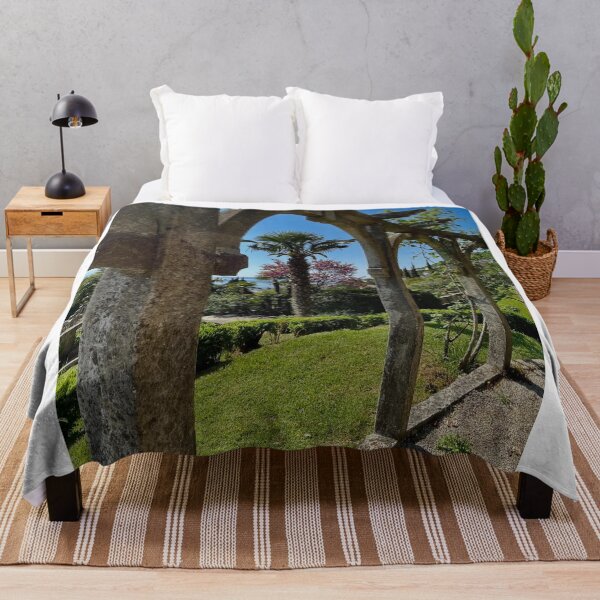 Item preview, Rise Shake Shack dUndead designed and sold by Melisapman.