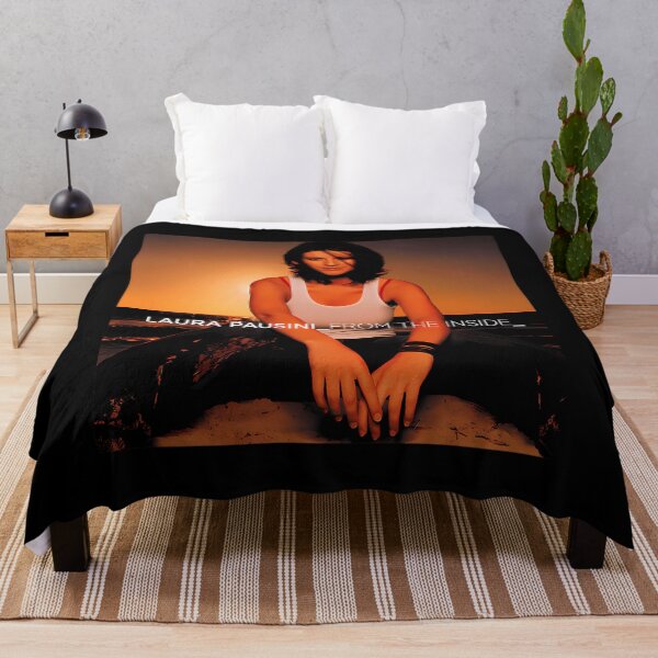 Item preview, Laura Pausini desde dentro designed and sold by fancydesigner19.