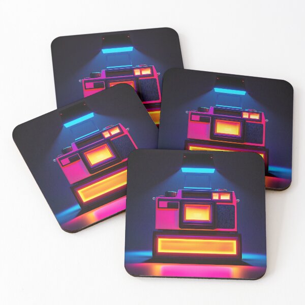 Artikelvorschau, Retro-Polaroid-Kamera, 3D-Rendering, Tiefschwarz entworfen und verkauft von Checho30.