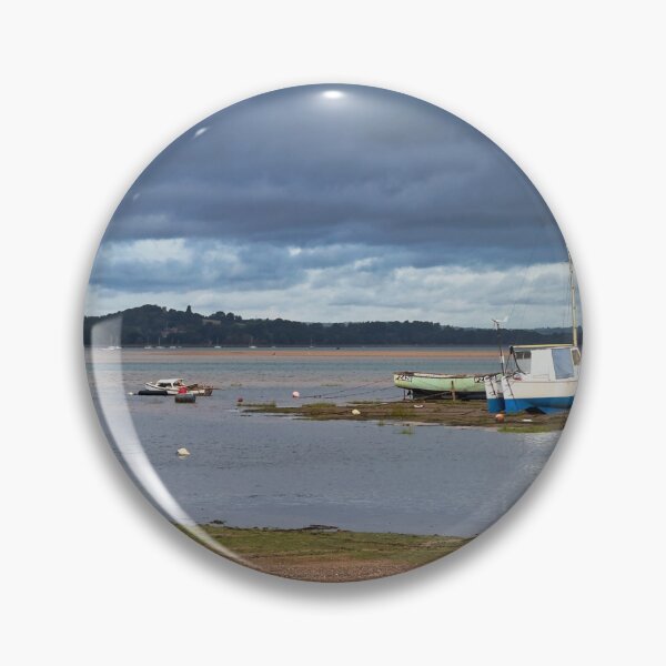 Artikelvorschau, Exmouth Exe Estuary Fotografie | Fischerboote an der Küste Devons unter einem dramatischen Himmel entworfen und verkauft von leonwoods.