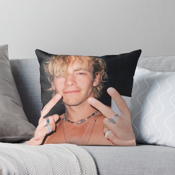 Aperçu de l'œuvre Ross Lynch créée et vendue par pixelartshop4r.