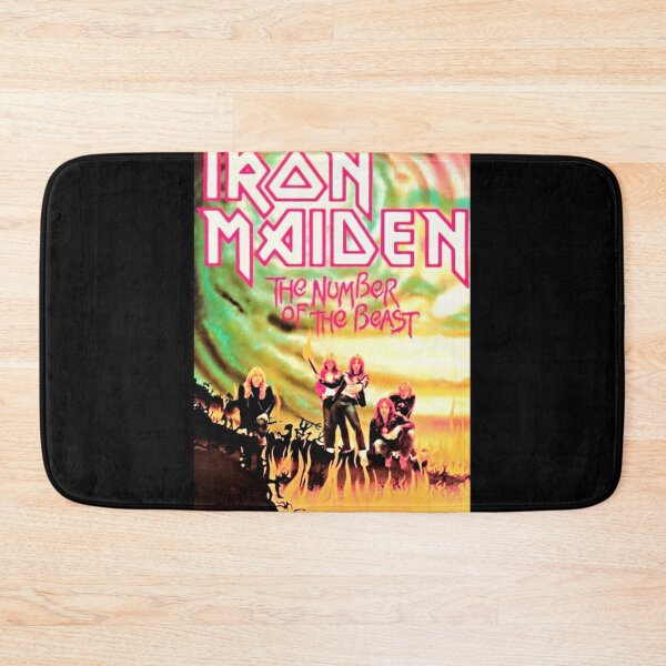 Aperçu de l'œuvre Groupe de rock à la Iron Maiden créée et vendue par Skozr.