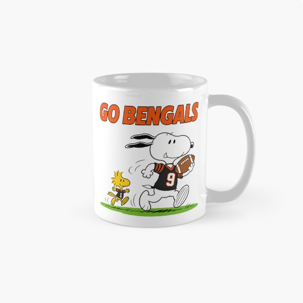 Item preview, Snoopy & Woodstock Cincinnati Bengals Football Retro F472 designed and sold by GLUVY-THEME.