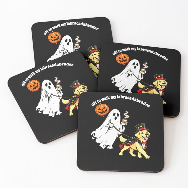 Artikelvorschau, Halloween Labracadabrador Magischer Hund beim Spazierengehen Wortspiel entworfen und verkauft von elderberry.