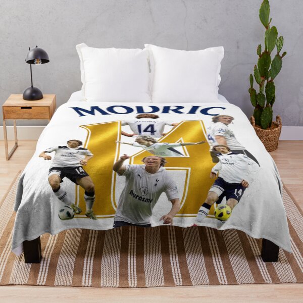 Artikelvorschau, Luka Modric Gold Tribute entworfen und verkauft von Kings Clothing.
