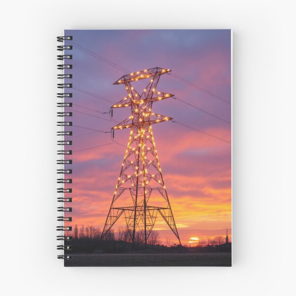 Artikelvorschau, Strommastlichter in der Dämmerung Sonnenuntergang entworfen und verkauft von Pylon-Bureau.