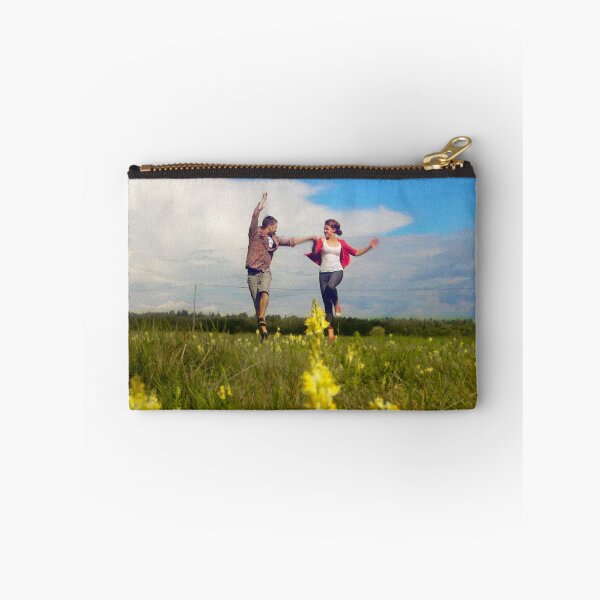 Item preview, Tom y María designed and sold by ChainsawsShop.