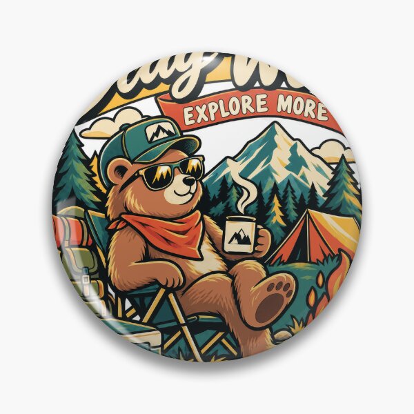 Aperçu de l'œuvre Restez sauvage, explorez davantage – Camping Bear Adventure créée et vendue par Summit Folk Studio.