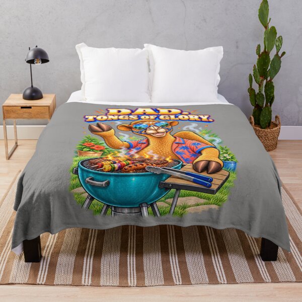 Artikelvorschau, Papa. Tongs of Glory – Lustiges Kamel-T-Shirt mit Tiermotiv entworfen und verkauft von Camel & Quirk.