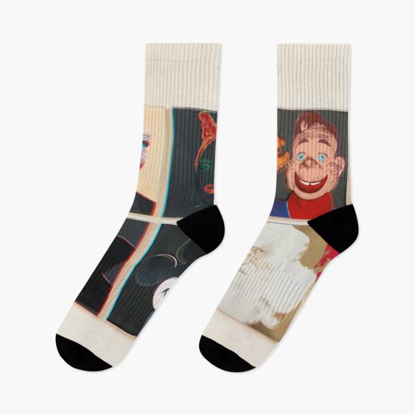 Item preview, La série « Myths » d'Andy Warhol était-ce son œuvre la plus personnelle designed and sold by stevengrossman.