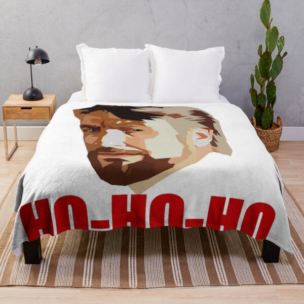 Artikelvorschau, Die Hard Weihnachten Hans Gruber Design Pullover T-Shirt Tasse Kleid Kissen Überwurf Weihnachtsmann Film Schnee Lustig Deck The Hans entworfen und verkauft von Cool Robot Bro..
