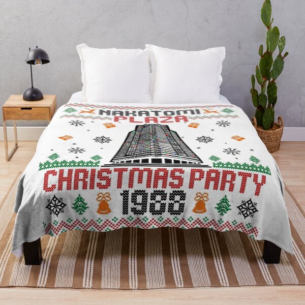 Artikelvorschau, Die Hard Weihnachten Hans Gruber Design Nakatomi Plaza Pullover T-Shirt Tasse Kleid Kissen Überwurf Weihnachtsmann Film Schnee Lustig Deck The Hans entworfen und verkauft von Cool Robot Bro..