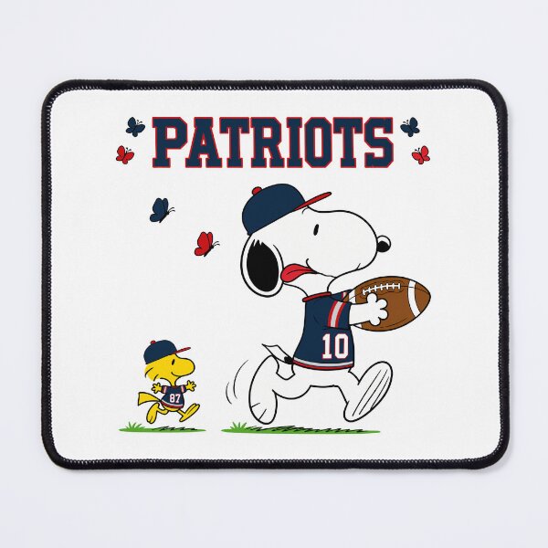 Item preview, Snoopy & Woodstock New England Patriots Football Retro F514 designed and sold by GLUVY-THEME.