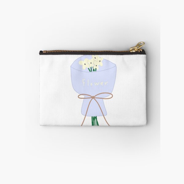 Artikelvorschau, Small Cream Flower Bouquet Wrapped entworfen und verkauft von raun.draw.