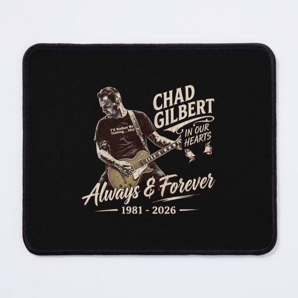 Artikelvorschau, Chad Gilbert – New Found Glory Tribute – In unseren Herzen für immer entworfen und verkauft von Decoration Ideas.