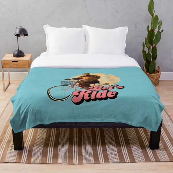 Aperçu de l'œuvre Bigfoot drôle à vélo, allons rouler créée et vendue par Vac1.