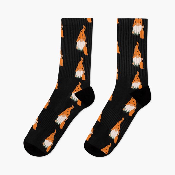 Artikelvorschau, Niedlicher Halloween-Gnom-Aufkleber | Hexenhut-Gnom mit Besen | Gruseliges Herbstdesign entworfen und verkauft von BE-A-BRAND-.