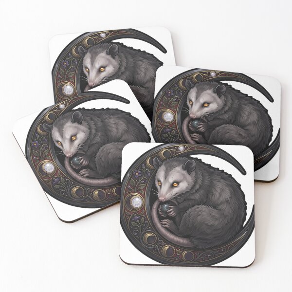 Artikelvorschau, Gotisches Opossum, geschwungener Obsidian, Mondsichel entworfen und verkauft von IllumeInk.