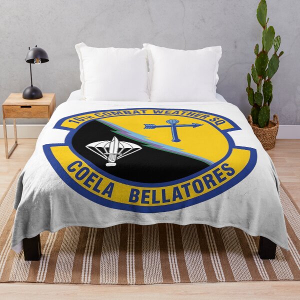 Artikelvorschau, USAF 10th Combat Weather Squadron Coela Bellatores Patch entworfen und verkauft von CharlieDesings.