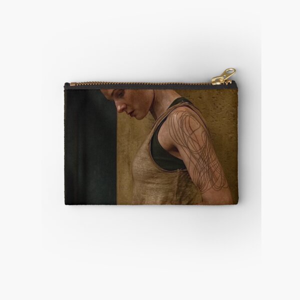 Item preview, jules vs all the silo designed and sold by bisilachel.